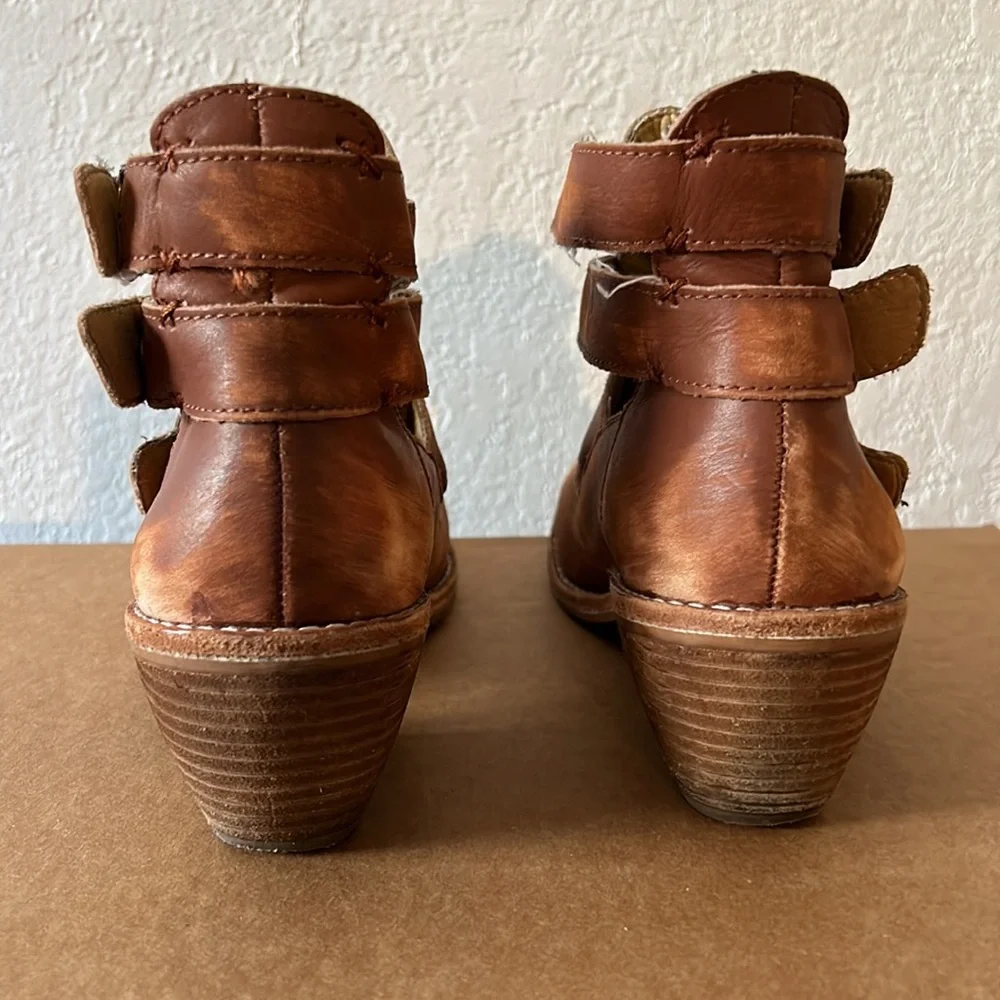 Latigo distressed Potion Anthropologie leather strapped bootie size 7.5 - Picture 4 of 11